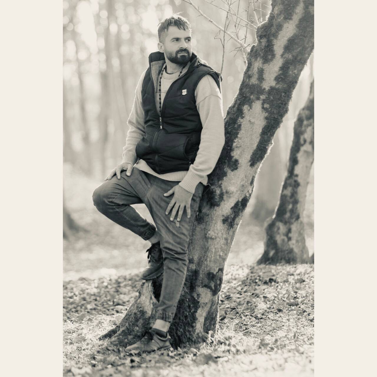 سعید حسین زاده چشم آبی